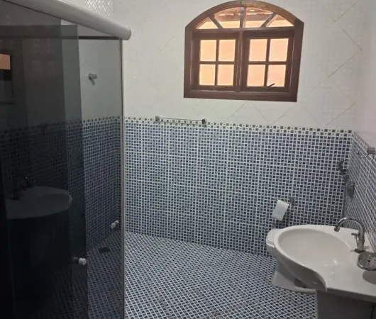 Casa com 2 Quartos à venda